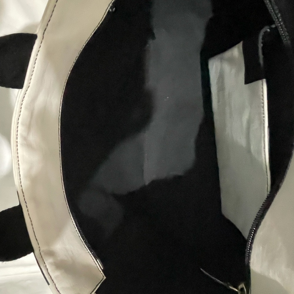 💥WEEKEND SALE💥 
Authentic Bally hand bag - Picture 12 of 12